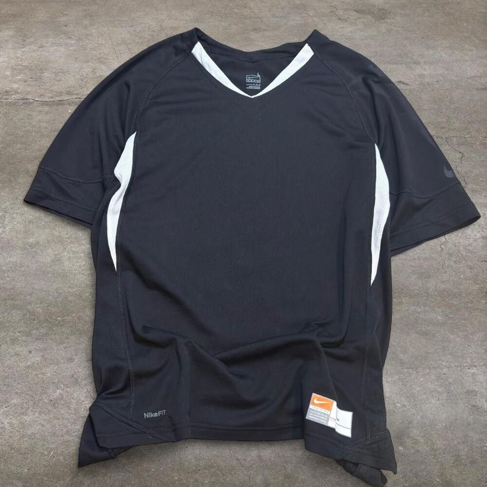 Nike Men's Black T-shirt